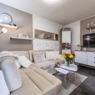 Pronájem bytu 2+kk 40 m² Líšnice