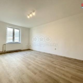 Pronájem bytu 2+kk 64 m² Klášterec nad Ohří Miřetice u Klášterce nad Ohří, Chomutovská