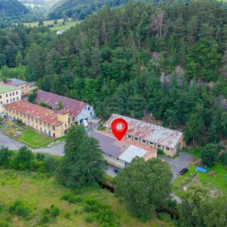 Prodej ostatního komerčního prostoru 435 m² Janská
