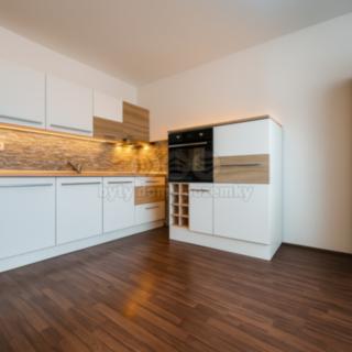 Prodej bytu 3+1 93 m² Český Krumlov Domoradice, Urbinská