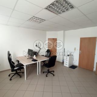 Pronájem obchodu 21 m² Tišnov