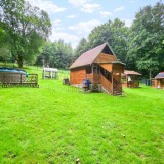 Prodej zahrady 1 027 m² Rovná
