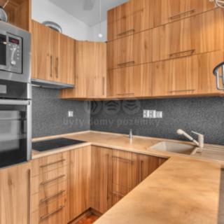 Prodej bytu 2+kk 35 m² Lázně Bělohrad, Třetí strana