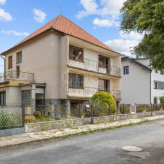 Prodej rodinného domu 140 m² Kněževes
