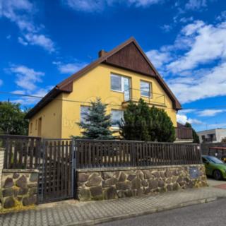 Pronájem rodinného domu 180 m² Dolní Bousov, Okružní