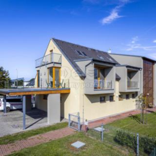 Pronájem bytu 3+kk 72 m² Mukařov