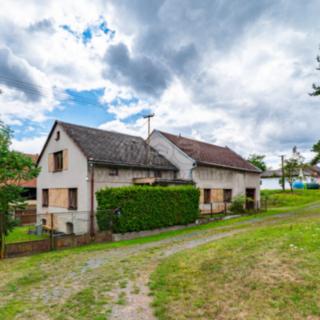 Prodej rodinného domu 335 m² Nečtiny Březín