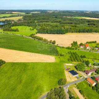 Prodej stavební parcely 1 166 m² Štipoklasy