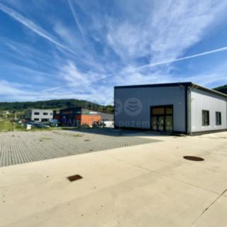 Pronájem skladu 511 m² Vsetín
