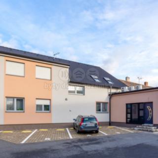 Pronájem bytu 1+kk a garsoniéry 30 m² Pardubice Rosice, generála Svobody
