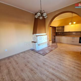 Pronájem rodinného domu 75 m² Kladno Kročehlavy, Dr. Steinera