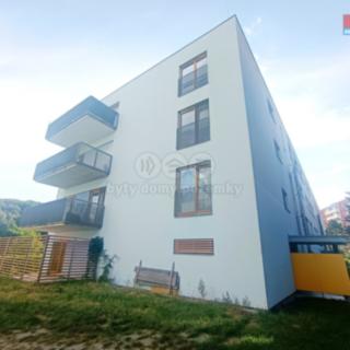 Pronájem bytu 4+kk 89 m² Brno Bystrc, Vrbovecká
