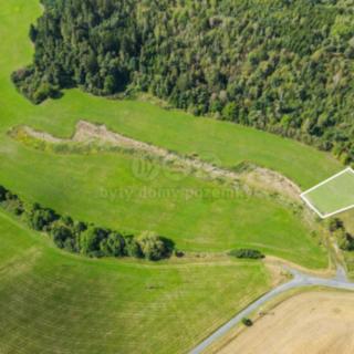 Prodej stavební parcely 1607 m² Bezděkov