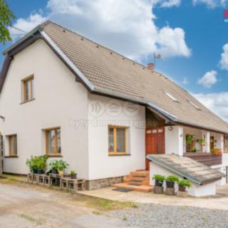 Prodej rodinného domu 213 m² Chářovice