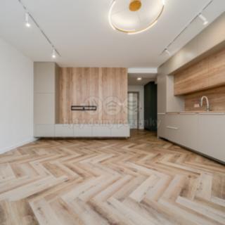 Prodej bytu 3+kk 81 m² Ostrava