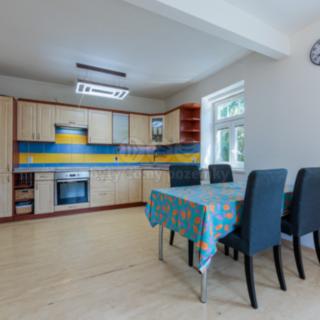 Prodej rodinného domu 240 m² Hroznětín