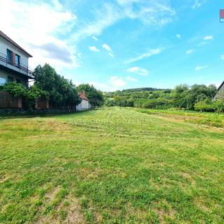 Prodej stavební parcely 1139 m² Velká nad Veličkou