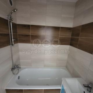 Pronájem bytu 2+1 55 m² Chomutov, Cihlářská
