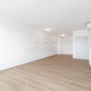 Prodej bytu 2+kk 84 m² Uherské Hradiště Vésky, Na Dědině