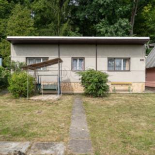 Prodej chaty 72 m² Ptení