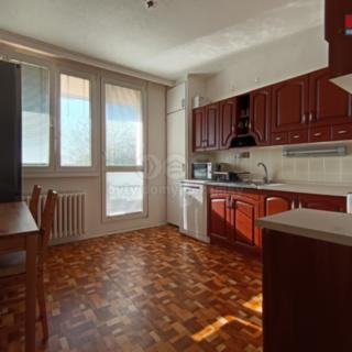 Prodej bytu 3+1 70 m² Havířov Město, Mánesova