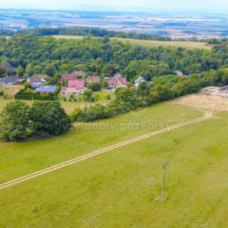 Prodej stavební parcely 1058 m² Lipina
