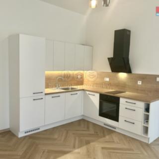 Pronájem bytu 2+kk 45 m² Hrádek nad Nisou, Horní náměstí