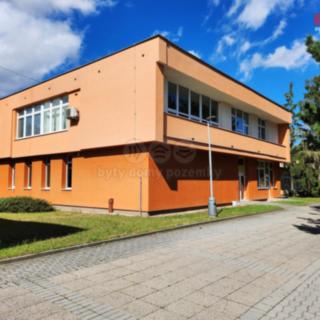 Prodej Ostatních komerčních prostor 44 m² Louny
