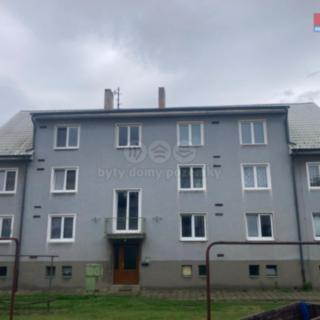 Pronájem bytu 2+1 62 m² Radomyšl, Školní