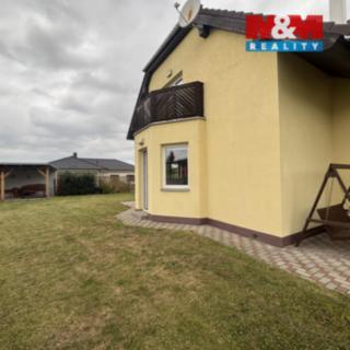 Pronájem rodinného domu 200 m² Dynín