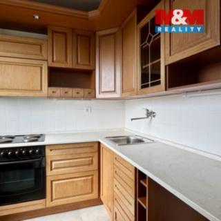 Pronájem bytu 2+1 40 m² Slaný, Okružní