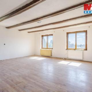 Prodej rodinného domu 1266 m² Brniště