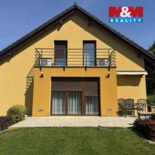 Pronájem rodinného domu 198 m² Kunín