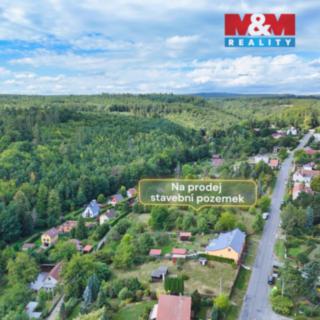 Prodej stavební parcely 1 303 m² Ptení