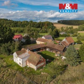 Prodej zemědělské usedlosti, 818m²