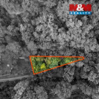 Prodej zahrady 1 508 m² Karlštejn
