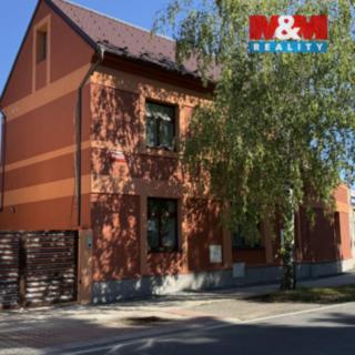 Pronájem bytu 4+kk 93 m² Měšice, Revoluční