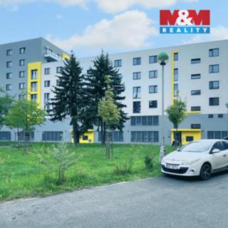 Pronájem bytu 2+kk 72 m² Hradec Králové, Kubelíkova