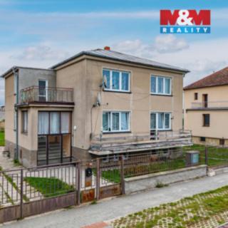 Prodej rodinného domu 250 m² Tři Dvory