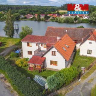 Prodej rodinného domu 205 m² Lnáře