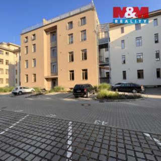 Pronájem bytu 1+kk a garsoniéry 30 m² Slaný, Tomanova