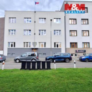 Pronájem bytu 1+kk a garsoniéry 43 m² Hradec Králové, Střelecká