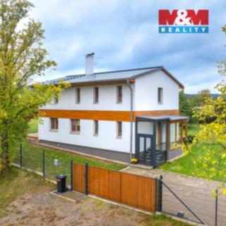 Pronájem rodinného domu 200 m² Petrovice