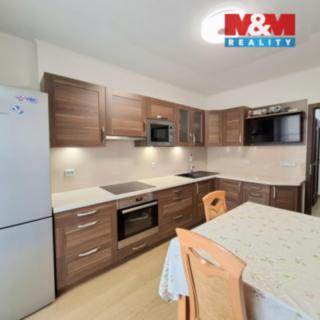 Pronájem bytu 2+1 76 m² Ostrov, Lidická