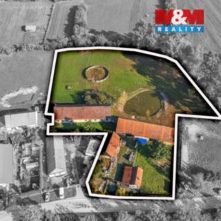 Prodej stavební parcely 9 007 m² Holice Roveňsko