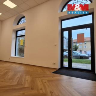 Pronájem obchodu 43 m² Rožnov pod Radhoštěm, Partyzánská