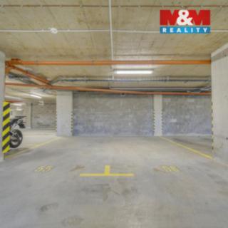 Pronájem garáže 12 m² Plzeň Skvrňany, Františka Kováříka