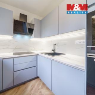 Prodej bytu 3+1 76 m² Kadaň, Komenského