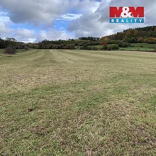 Prodej stavební parcely 3 913 m² Jabloňany