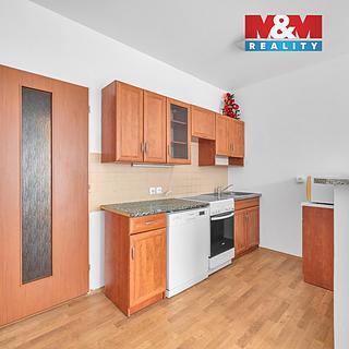 Pronájem bytu 1+kk a garsoniéry 38 m² Pardubice Svítkov, Dubová